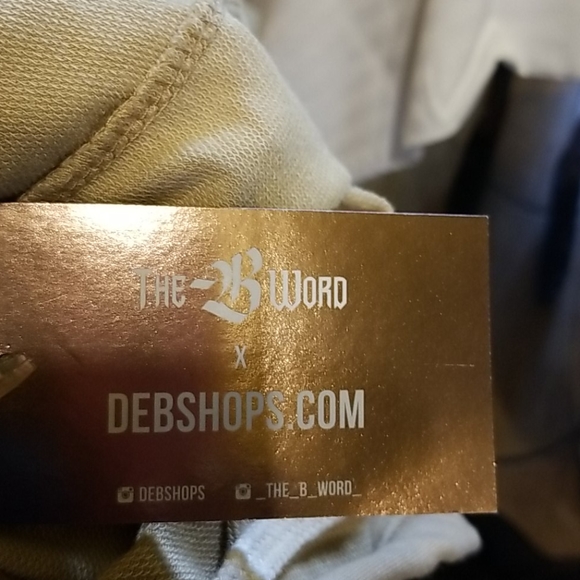 Hooded sleeveless top - Picture 5 of 5